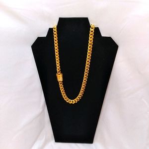 Handmade Cuban 18k gold 22"L 10mm necklace
